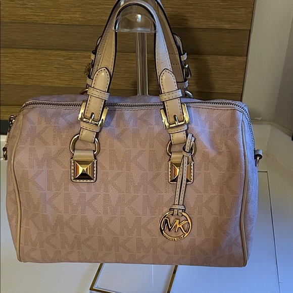 Michael Kors Handbags - Michael Kors Blush Satchel Bag